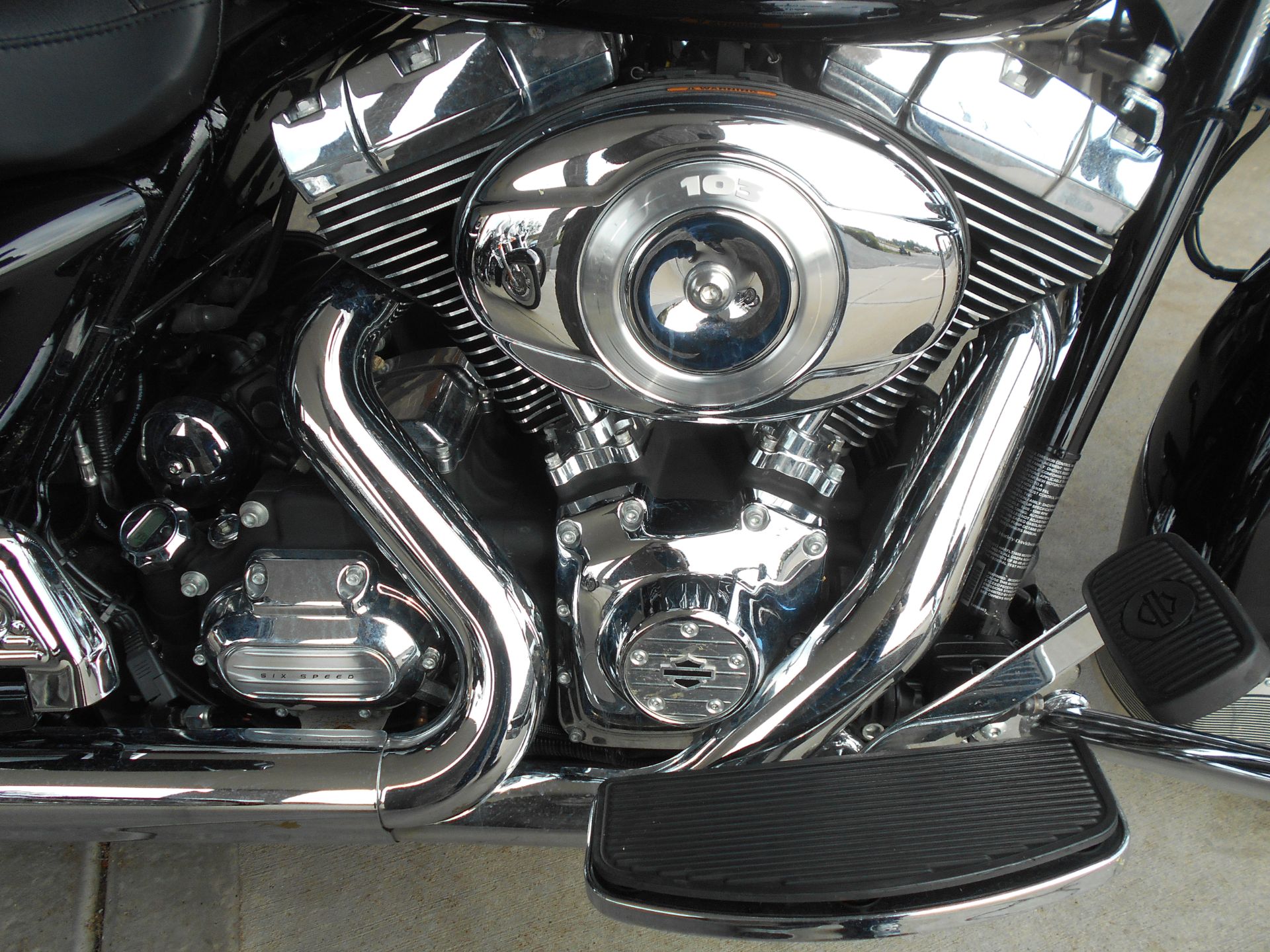 2013 Harley-Davidson Road King® in Mauston, Wisconsin - Photo 5