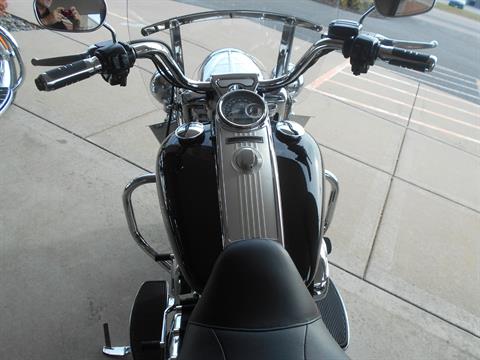 2013 Harley-Davidson Road King® in Mauston, Wisconsin - Photo 8