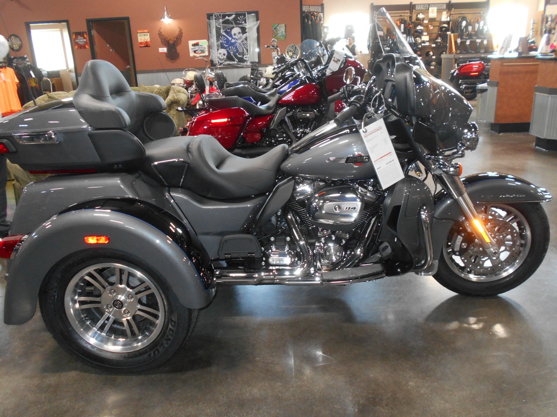 2022 Harley-Davidson Tri Glide® Ultra in Mauston, Wisconsin - Photo 1
