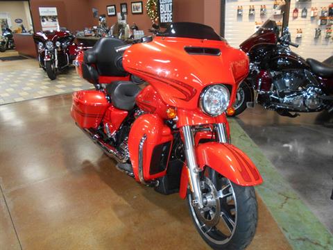 2017 Harley-Davidson Street Glide® Special in Mauston, Wisconsin - Photo 3