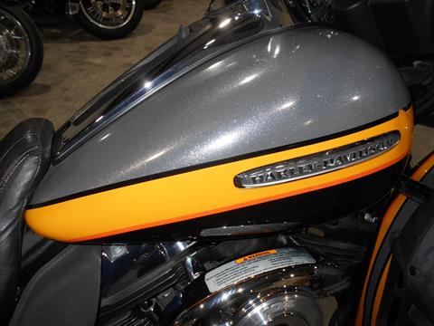 2013 Harley-Davidson Electra Glide® Ultra Limited in Mauston, Wisconsin - Photo 2