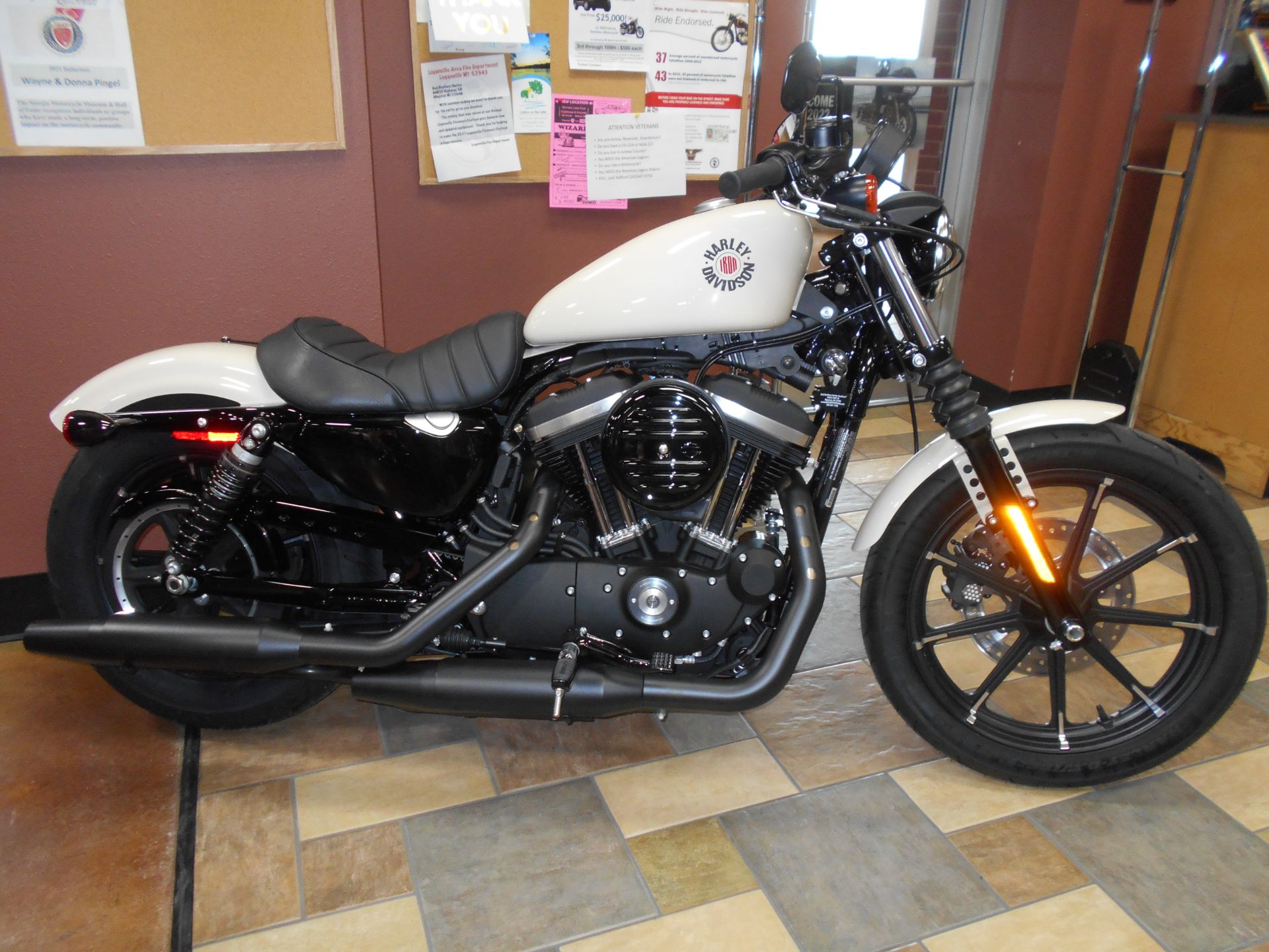 2022 Harley-Davidson Iron 883™ in Mauston, Wisconsin - Photo 1