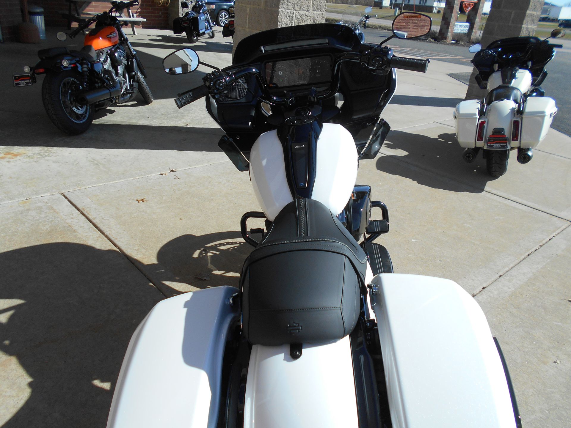 2024 Harley-Davidson Road Glide® in Mauston, Wisconsin - Photo 8