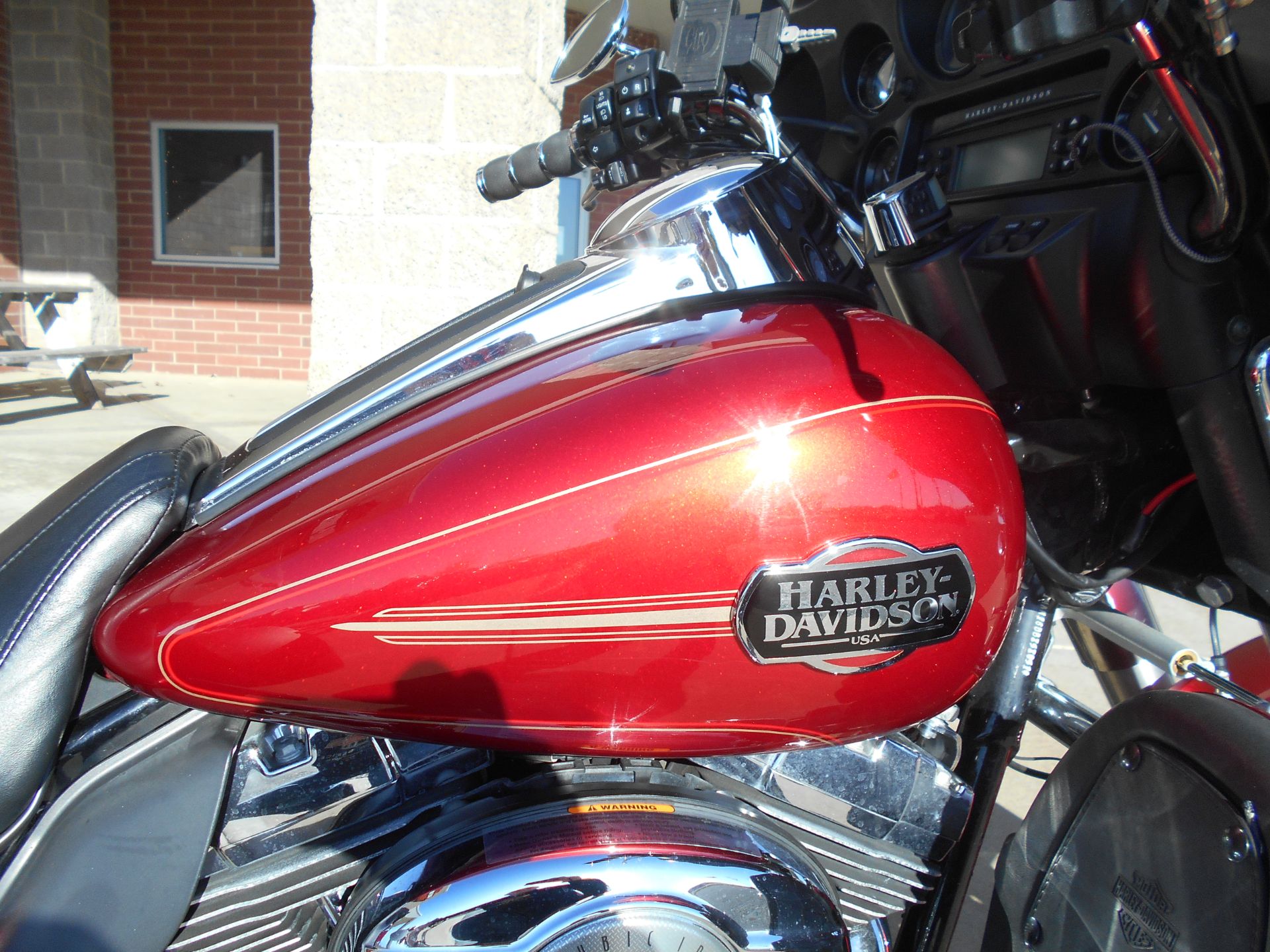 2013 Harley-Davidson Tri Glide® Ultra Classic® in Mauston, Wisconsin - Photo 2
