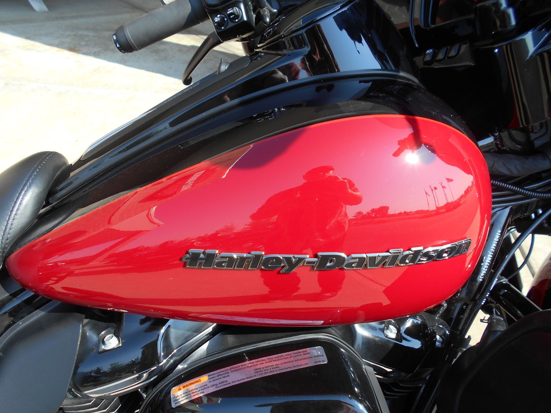 2021 Harley-Davidson Ultra Limited in Mauston, Wisconsin - Photo 2