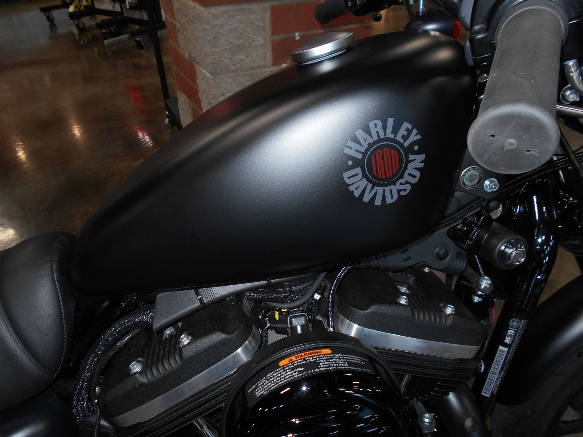 2021 Harley-Davidson Iron 883™ in Mauston, Wisconsin - Photo 2