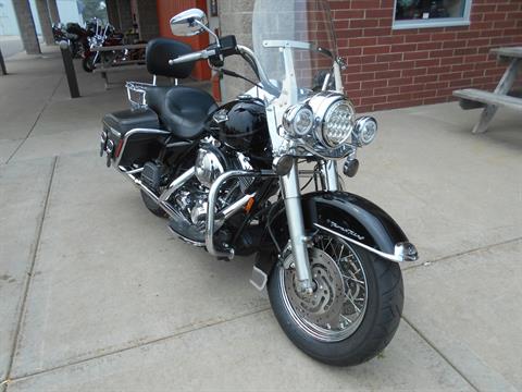 2004 Harley-Davidson FLHRCI Road King® Classic in Mauston, Wisconsin - Photo 4