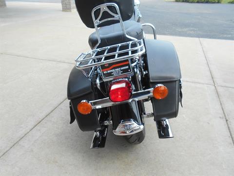 2004 Harley-Davidson FLHRCI Road King® Classic in Mauston, Wisconsin - Photo 7