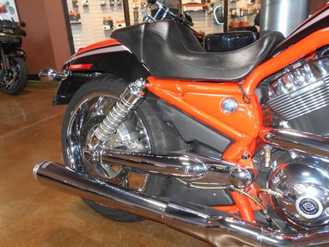 2006 Harley-Davidson CVO™ Screamin' Eagle® V-Rod® in Mauston, Wisconsin - Photo 6