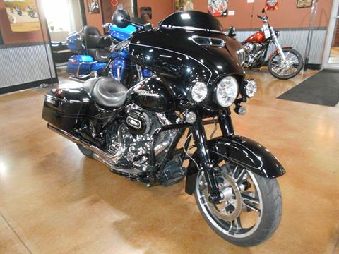 2014 Harley-Davidson Street Glide® Special in Mauston, Wisconsin - Photo 4