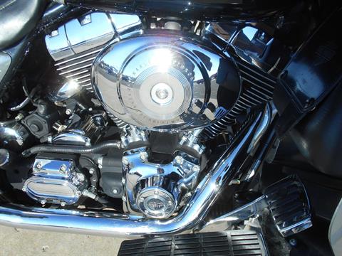 2003 Harley-Davidson FLHTCUI Ultra Classic® Electra Glide® in Mauston, Wisconsin - Photo 5