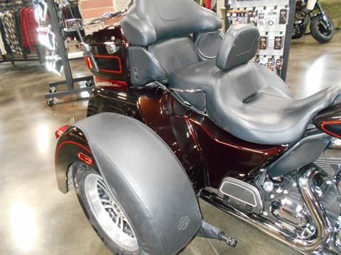 2011 Harley-Davidson Tri Glide® Ultra Classic® in Mauston, Wisconsin - Photo 5