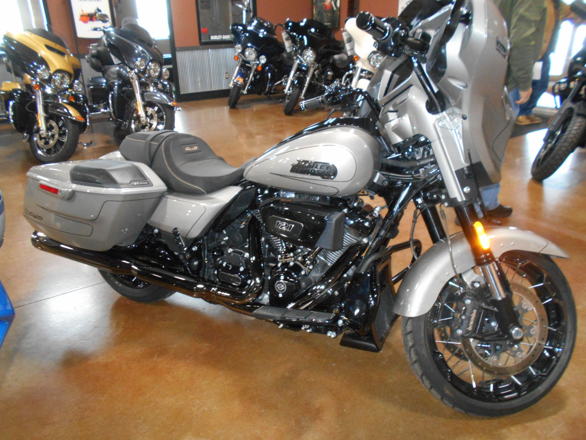 2023 Harley-Davidson CVO™ Street Glide® in Mauston, Wisconsin - Photo 1