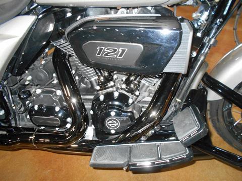 2023 Harley-Davidson CVO™ Street Glide® in Mauston, Wisconsin - Photo 5