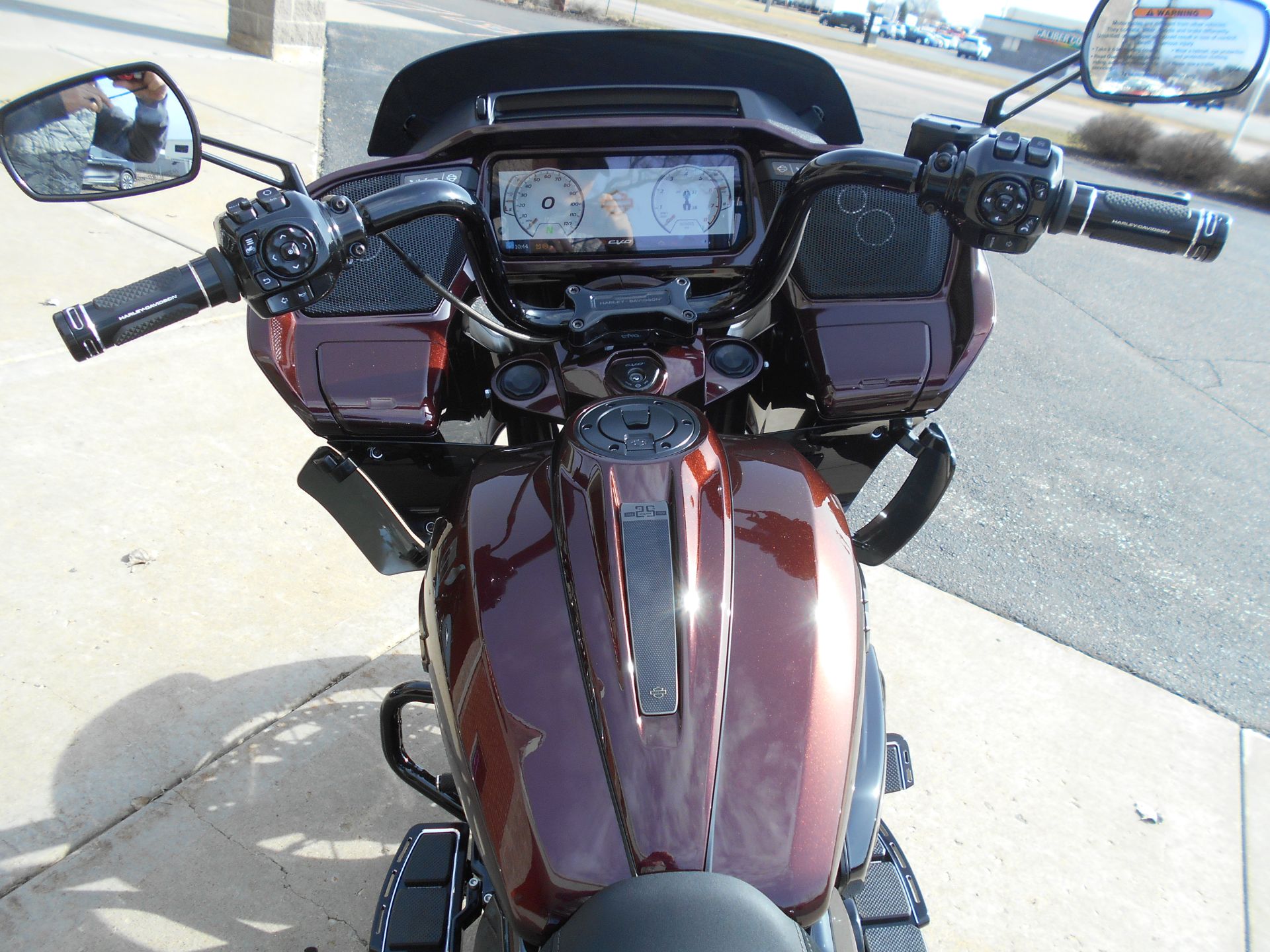2024 Harley-Davidson CVO™ Road Glide® in Mauston, Wisconsin - Photo 9