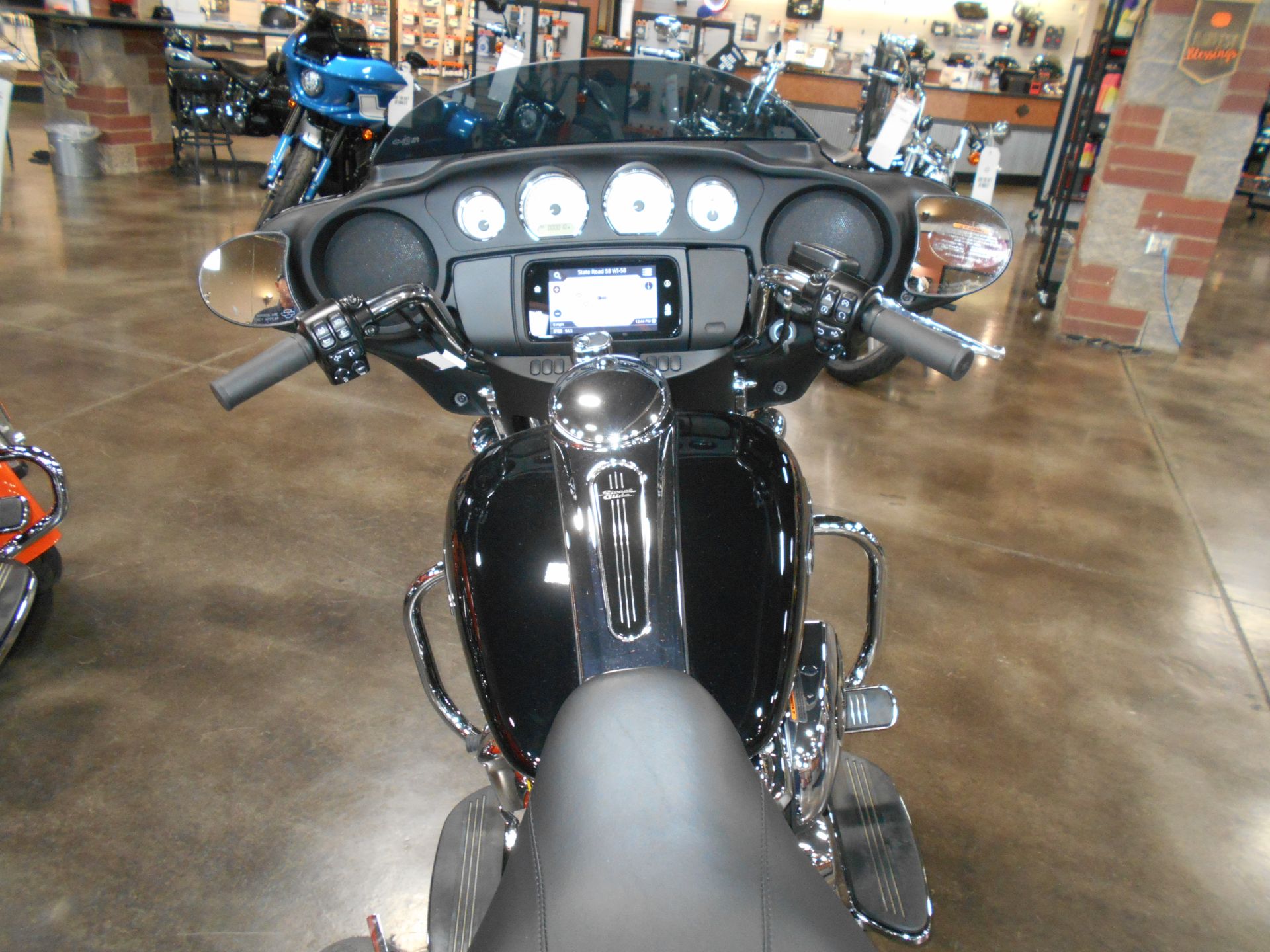 2023 Harley-Davidson Street Glide® in Mauston, Wisconsin - Photo 7