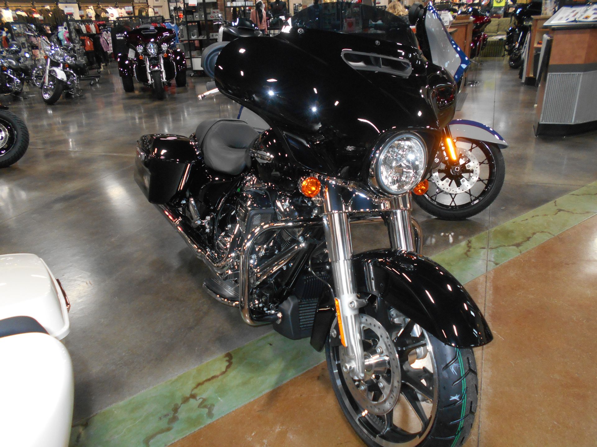 2023 Harley-Davidson Street Glide® in Mauston, Wisconsin - Photo 4