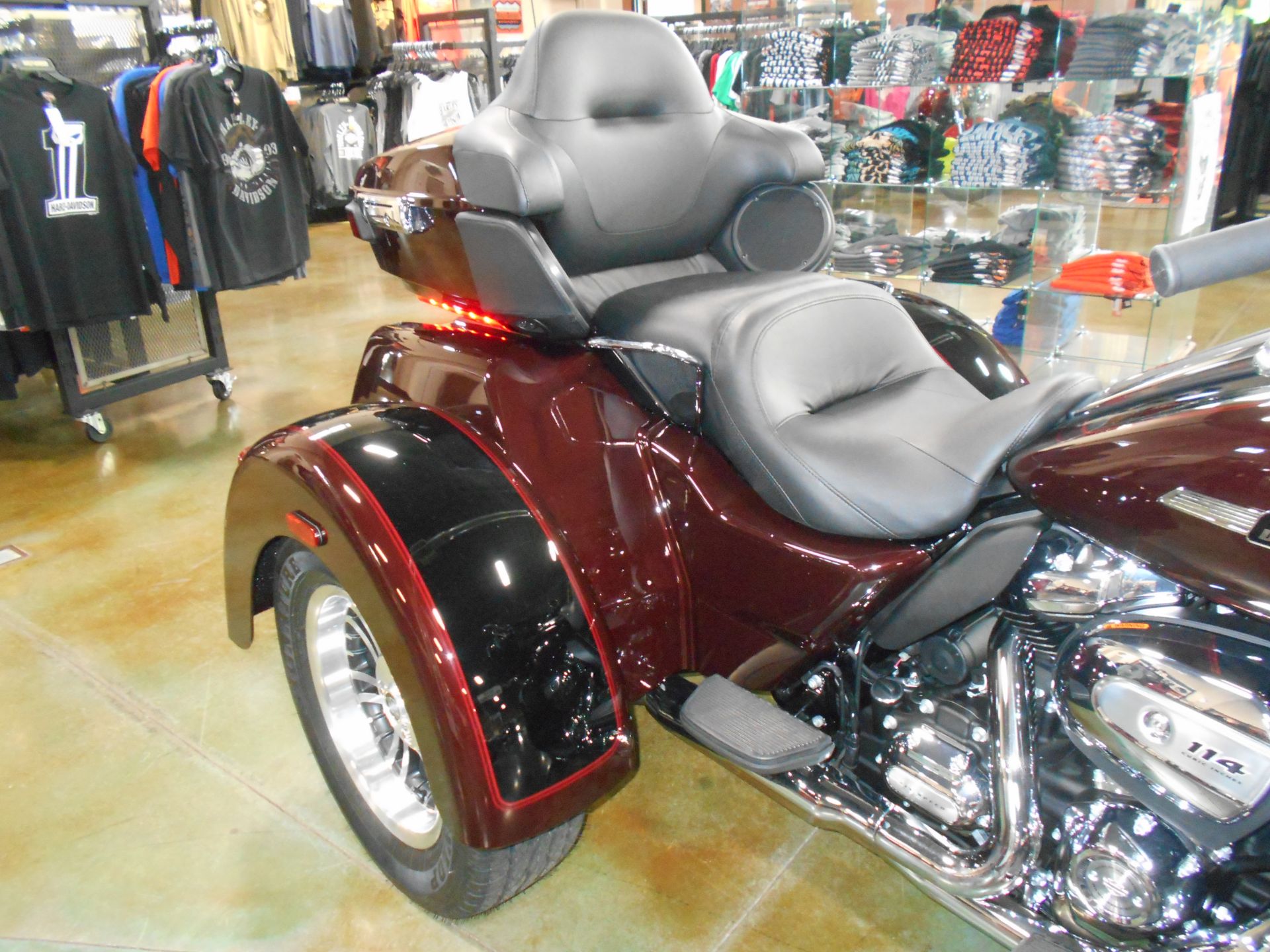 2022 Harley-Davidson Tri Glide® Ultra in Mauston, Wisconsin - Photo 7