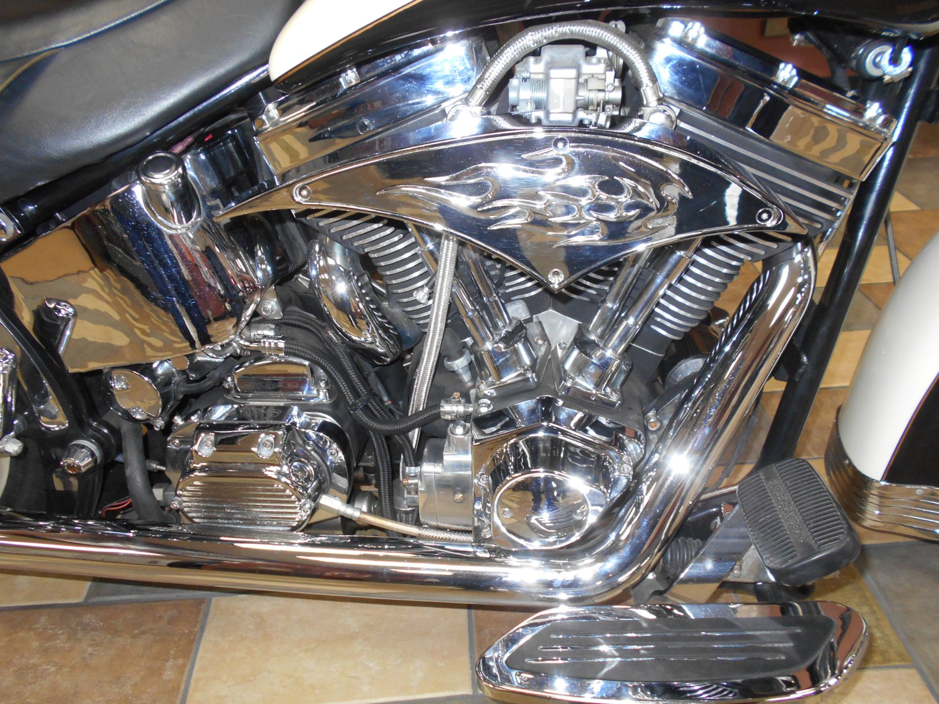 2008 Harley-Davidson Heritage Softail® Classic in Mauston, Wisconsin - Photo 4