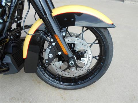 2023 Harley-Davidson Street Glide® Special in Mauston, Wisconsin - Photo 3