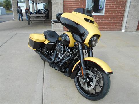 2023 Harley-Davidson Street Glide® Special in Mauston, Wisconsin - Photo 4