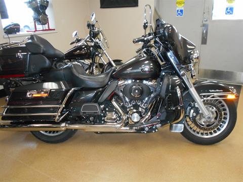 2009 Harley-Davidson Ultra Classic® Electra Glide® in Mauston, Wisconsin - Photo 1