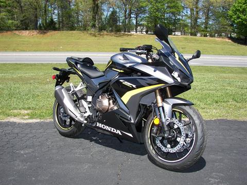 2023 Honda CBR500R ABS in Shelby, North Carolina - Photo 3