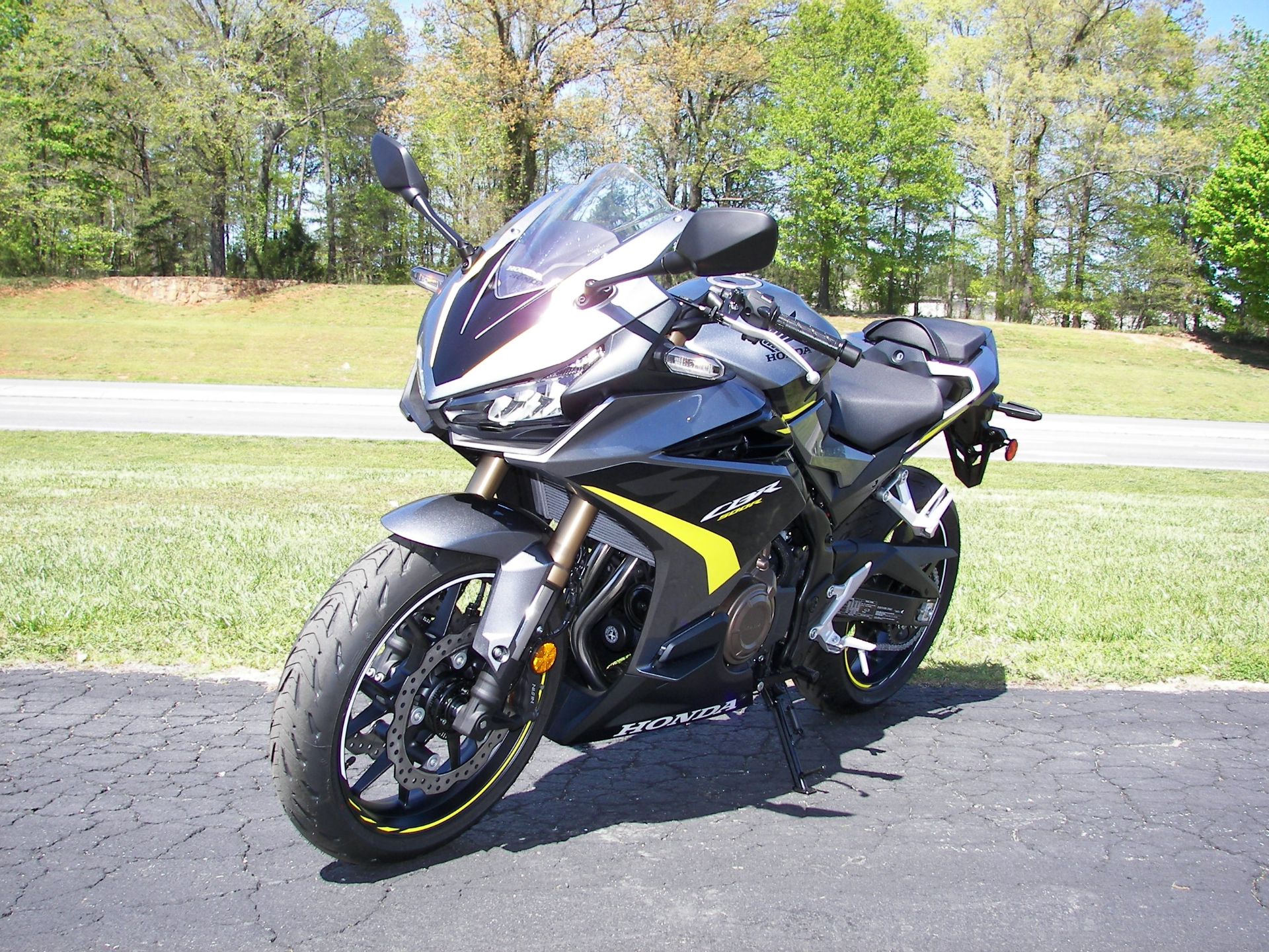 2023 Honda CBR500R ABS in Shelby, North Carolina - Photo 4