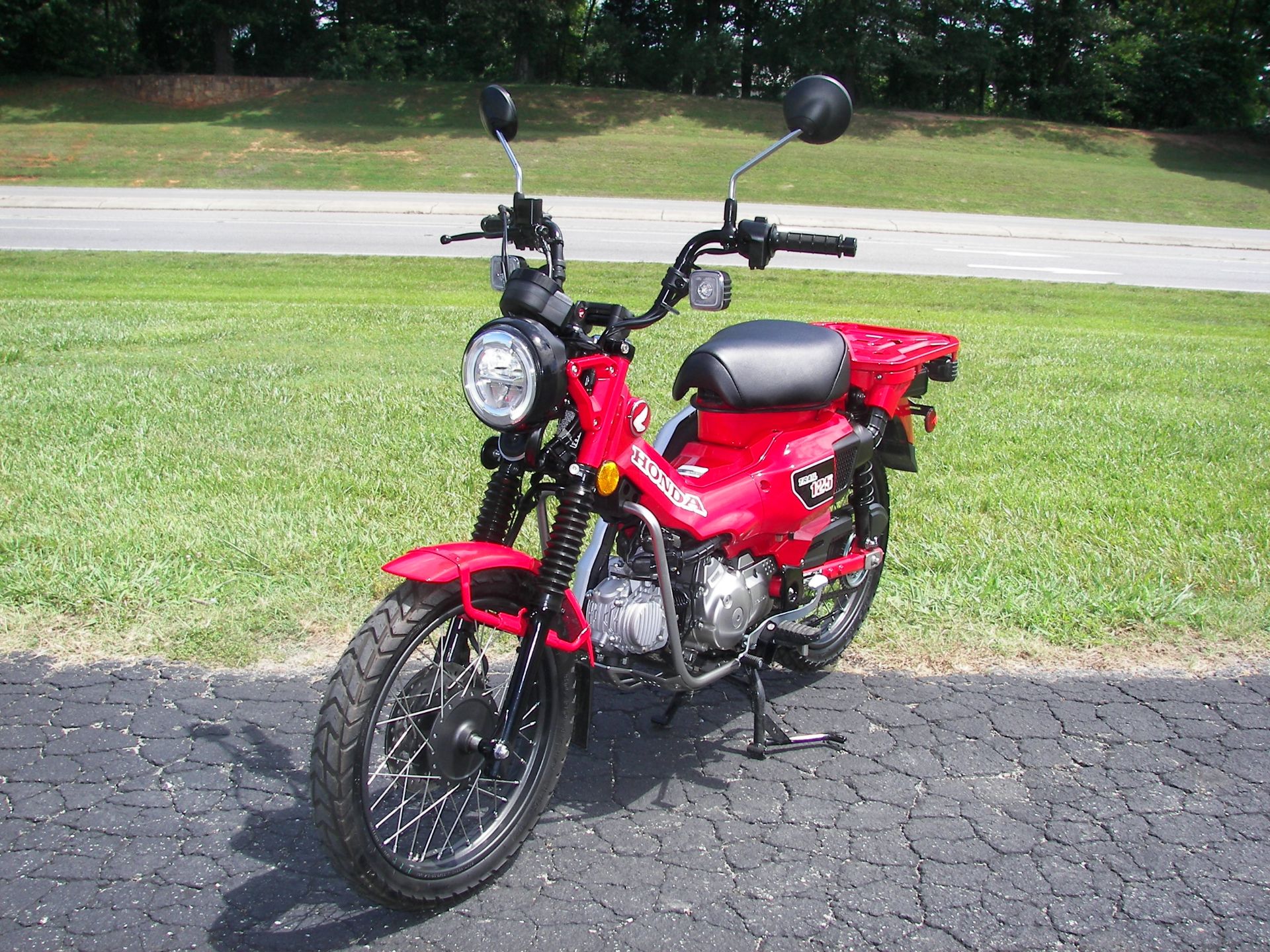 2021 Honda Trail125 ABS in Shelby, North Carolina - Photo 3