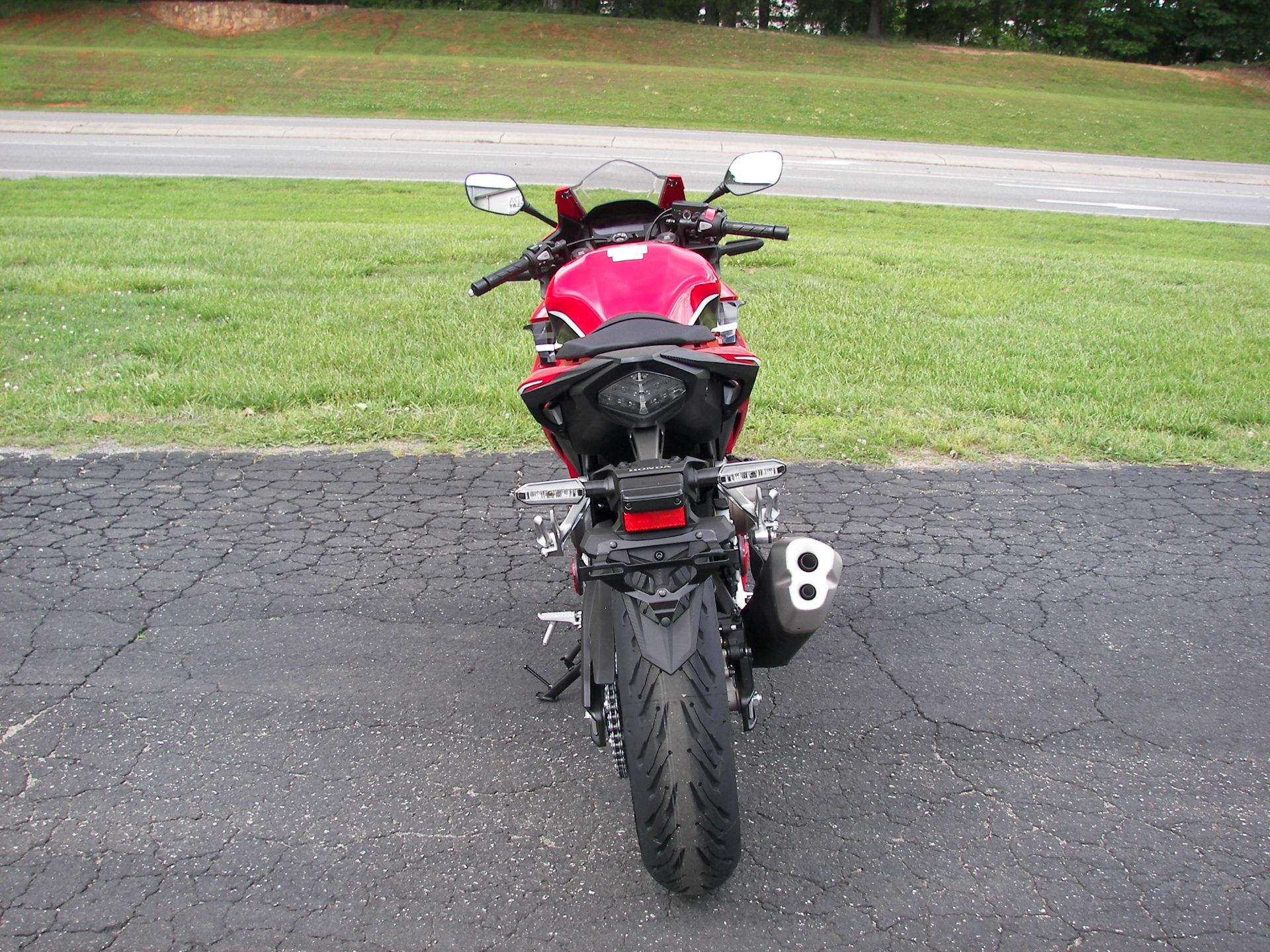 2023 Honda CBR500R ABS in Shelby, North Carolina - Photo 6