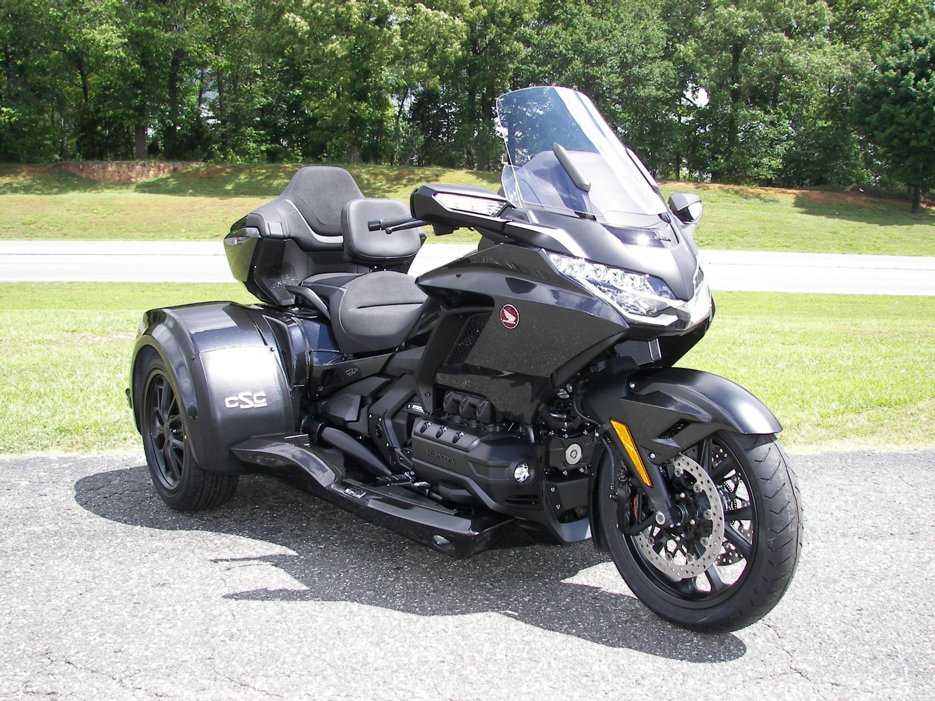 2022 Honda Gold Wing Tour Automatic DCT in Shelby, North Carolina - Photo 5