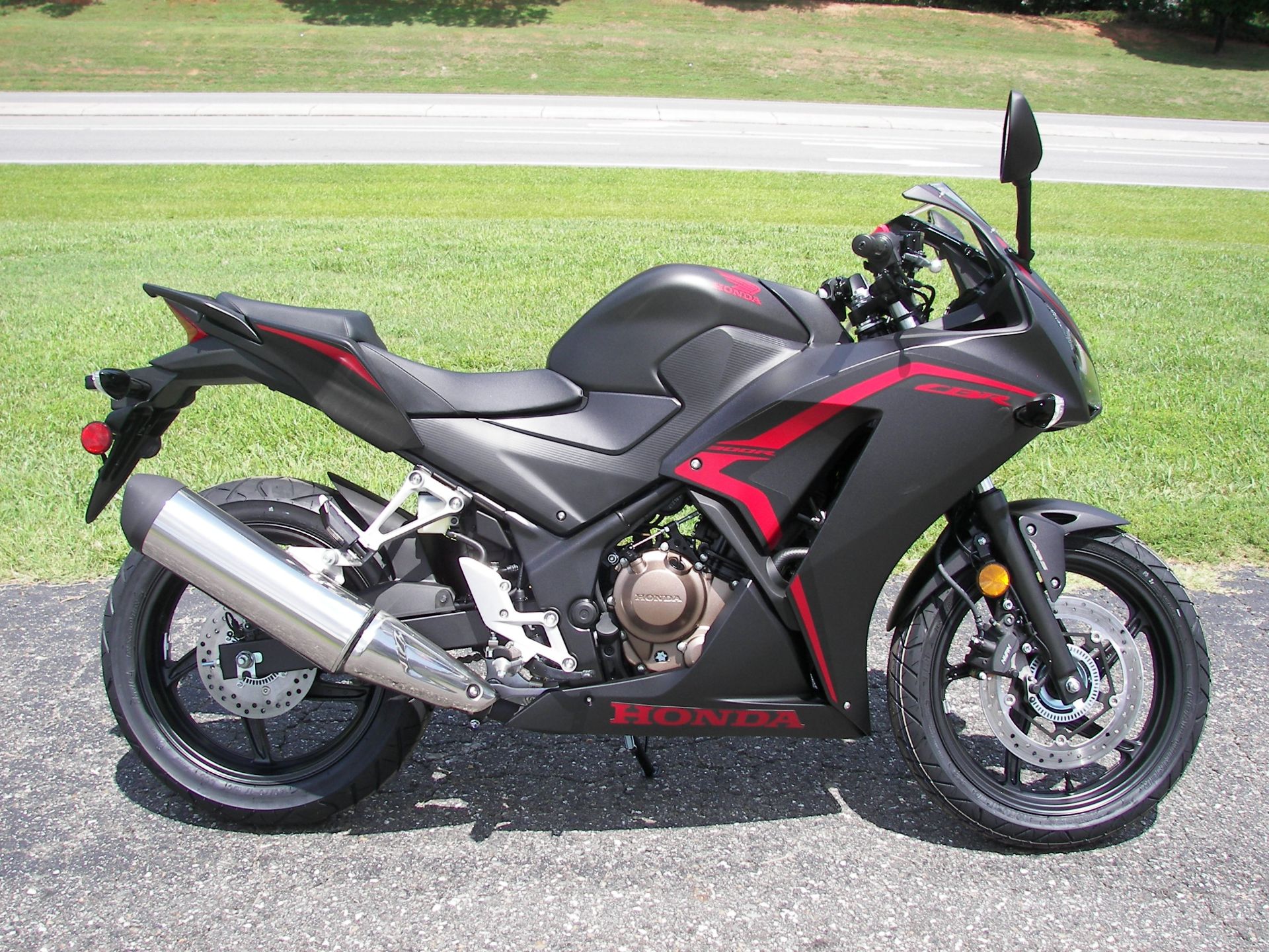 2021 Honda CBR300R ABS in Shelby, North Carolina - Photo 1