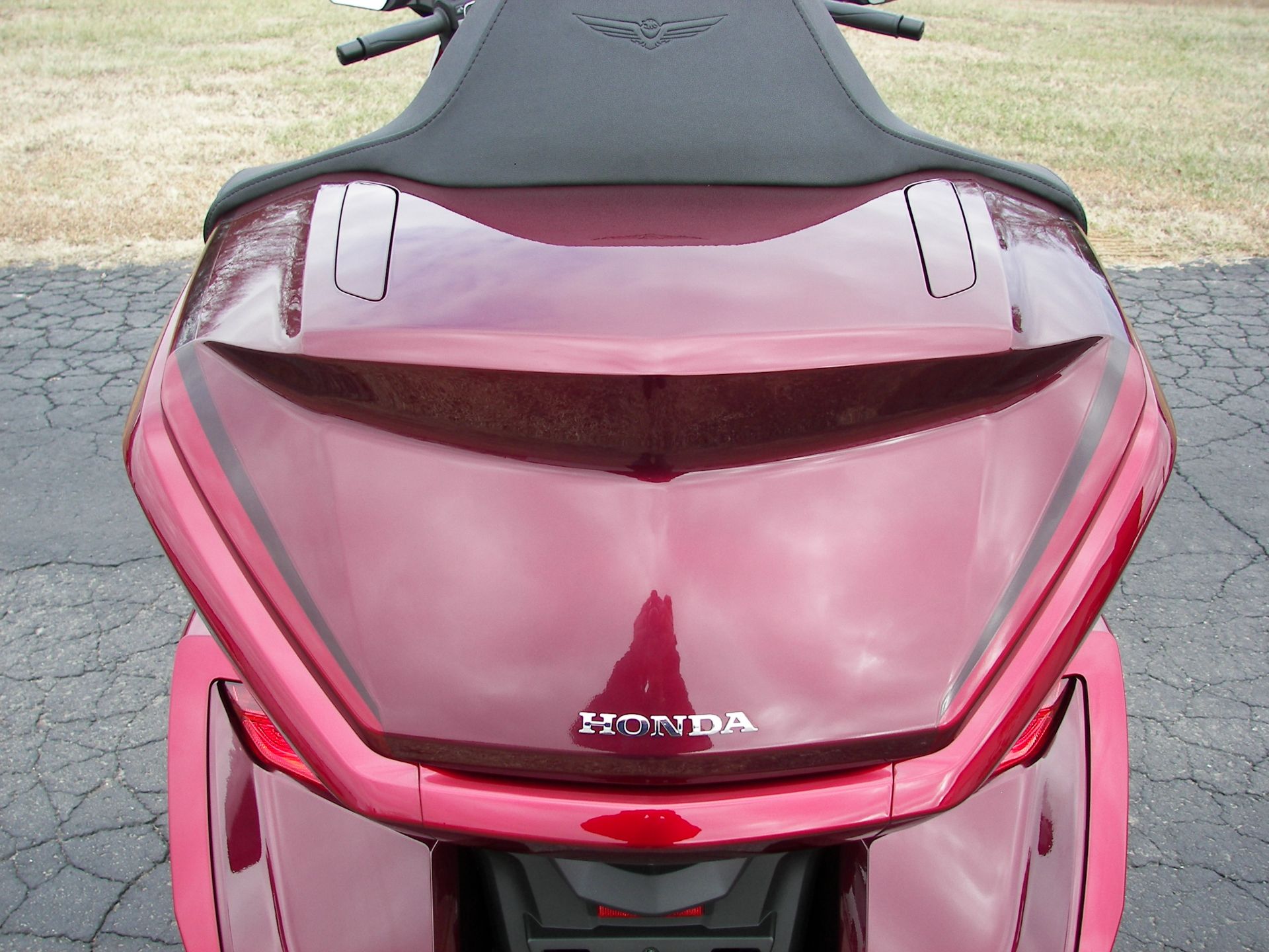 2023 Honda Gold Wing Tour Automatic DCT in Shelby, North Carolina - Photo 10