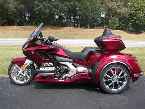 2023 Honda Gold Wing Tour Automatic DCT in Shelby, North Carolina - Photo 2