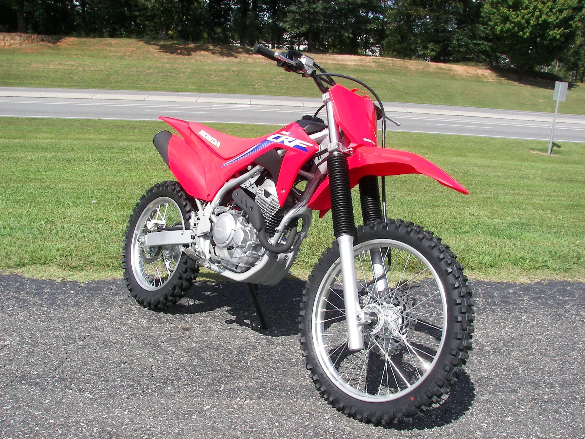 2023 Honda CRF125F - Big Wheel in Shelby, North Carolina - Photo 3