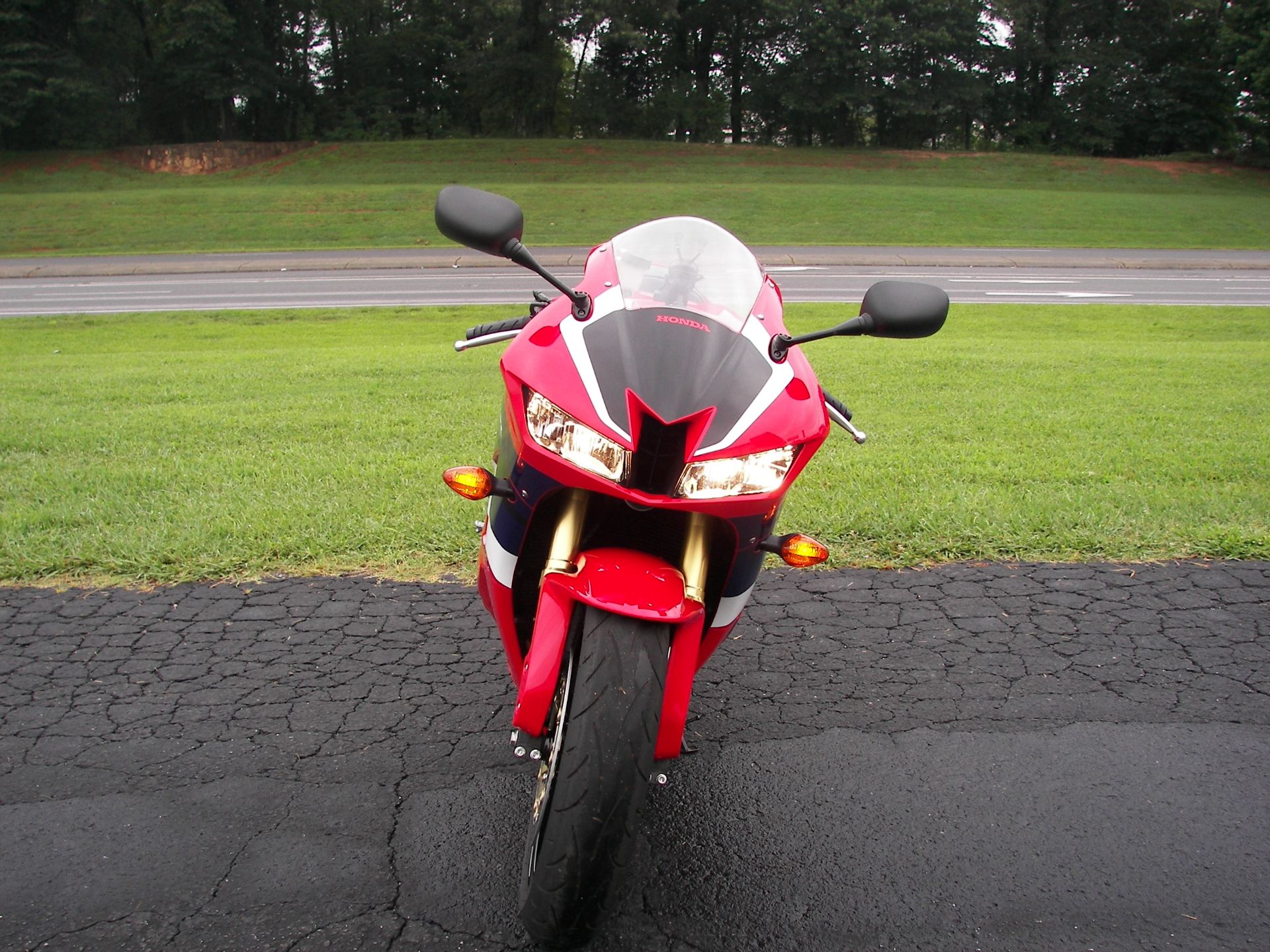 2023 Honda CBR600RR in Shelby, North Carolina - Photo 5