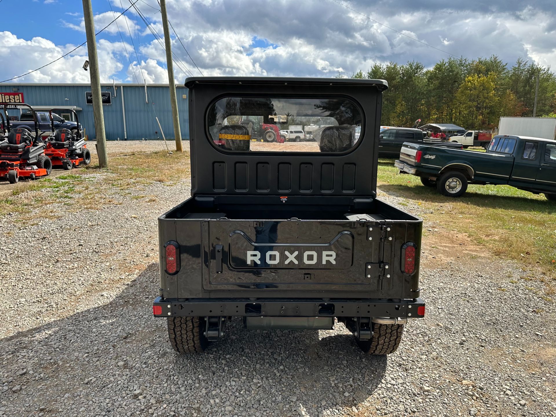2023 Mahindra Roxor All-Weather Model in Knoxville, Tennessee - Photo 4