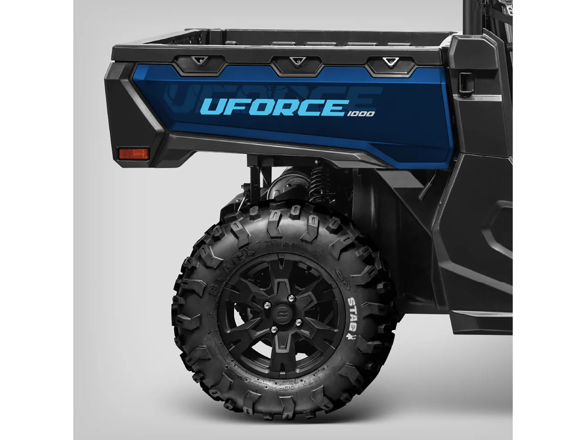 2025 CFMOTO UForce 1000 4X4 EPS in Salinas, California - Photo 3