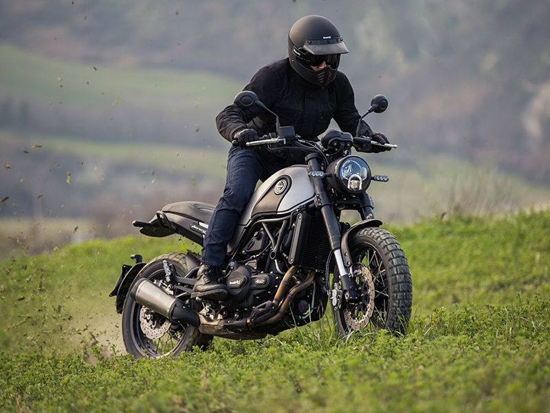 2022 Benelli Leoncino Trail ABS in Salinas, California - Photo 15