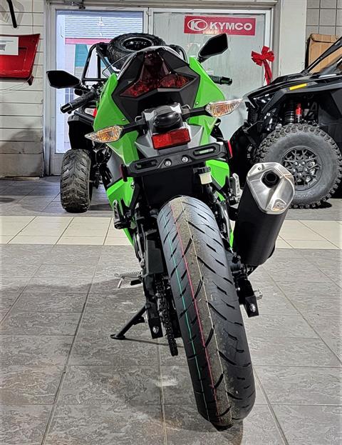 2023 Kawasaki Ninja 400 KRT Edition in Salinas, California - Photo 8