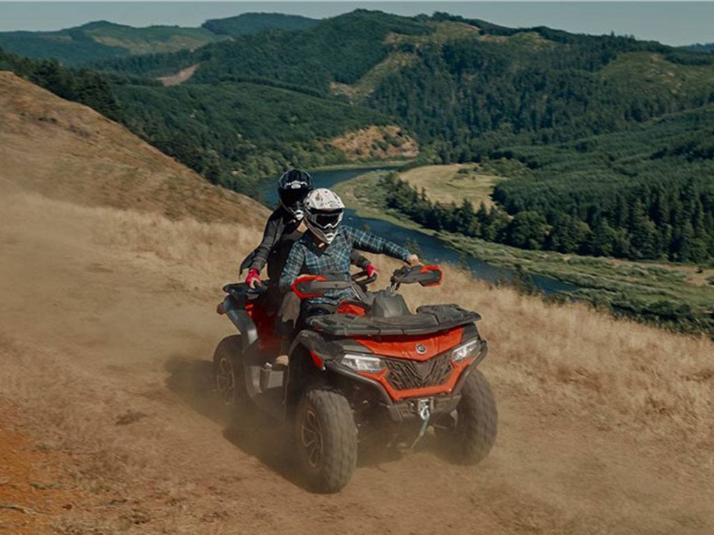 2024 CFMOTO CForce 600 Touring 4X4 EPS in Salinas, California - Photo 10