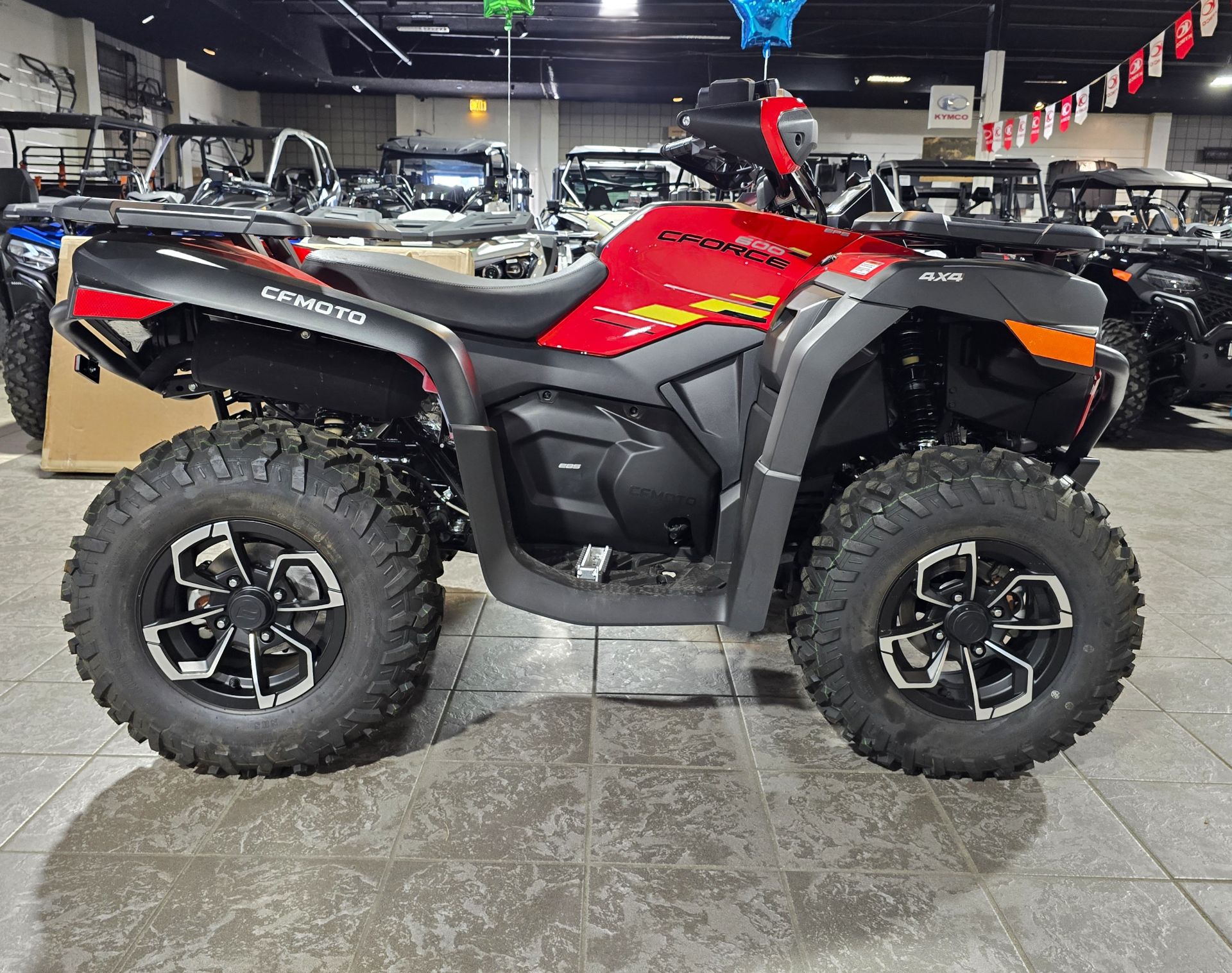 2024 CFMOTO CForce 600 4X4 EPS in Salinas, California - Photo 3