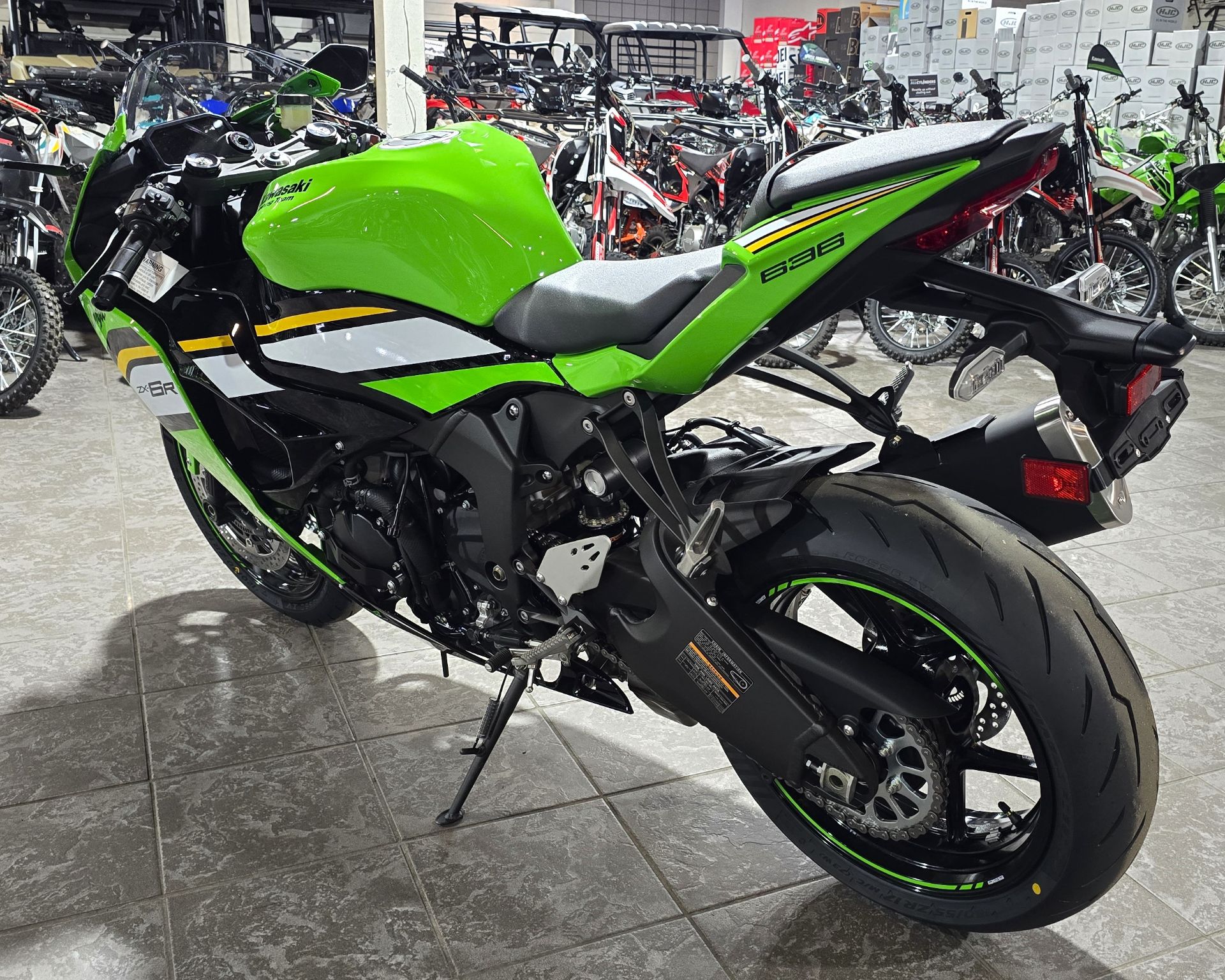 2025 Kawasaki Ninja ZX-6R KRT Edition in Salinas, California - Photo 8