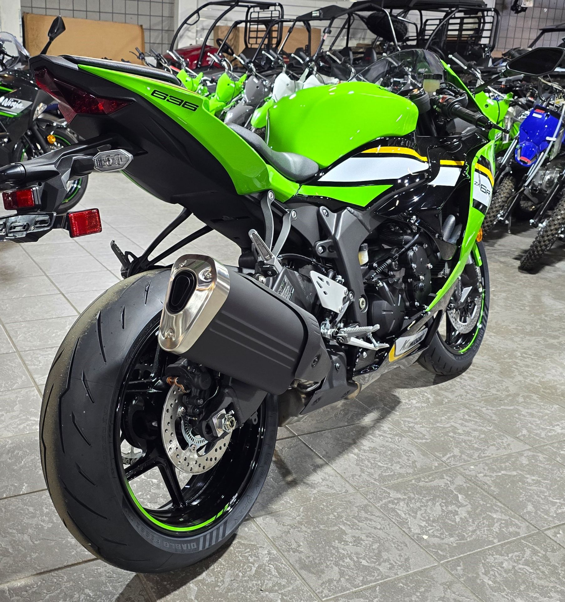 2025 Kawasaki Ninja ZX-6R KRT Edition in Salinas, California - Photo 10