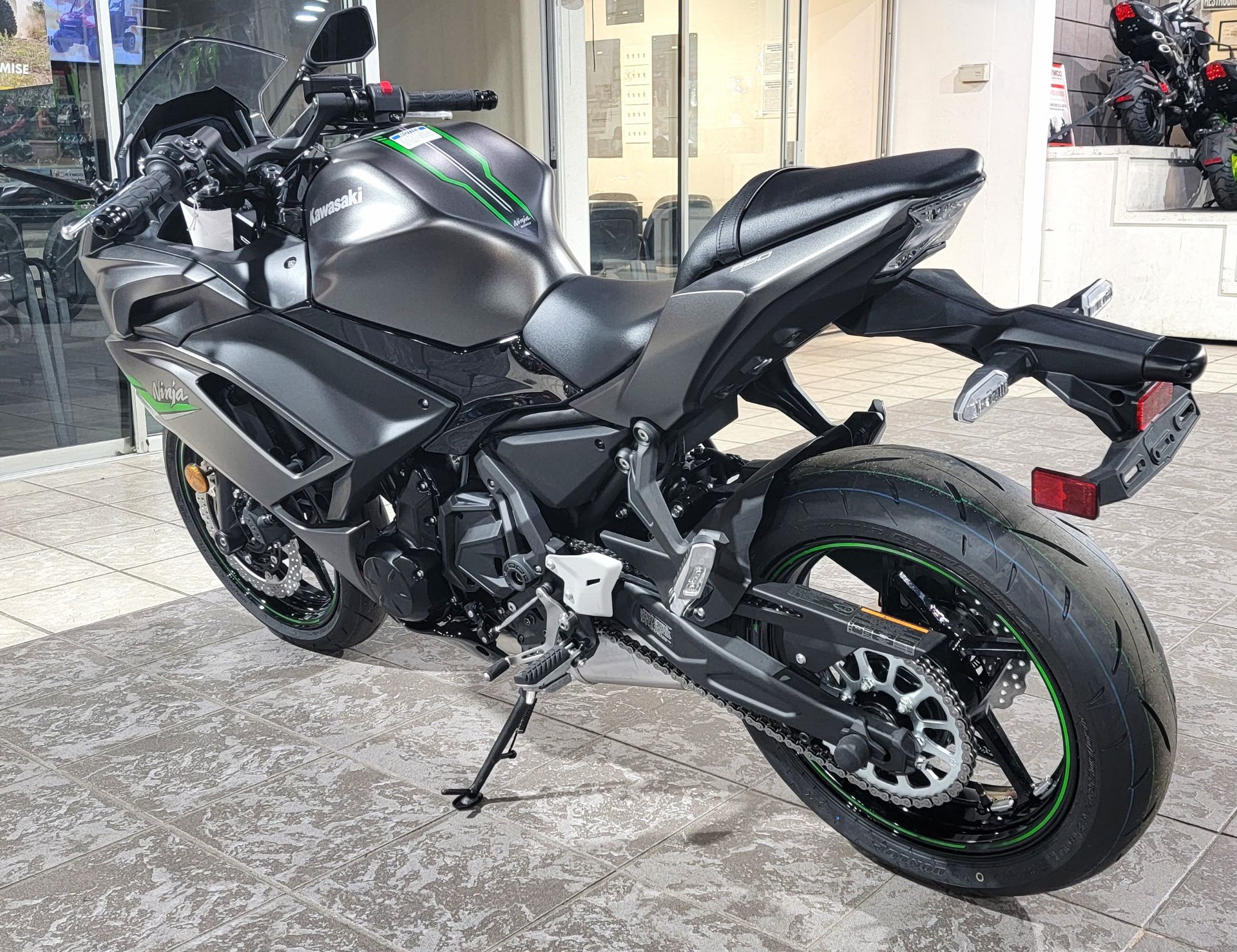 2024 Kawasaki Ninja 650 in Salinas, California - Photo 8