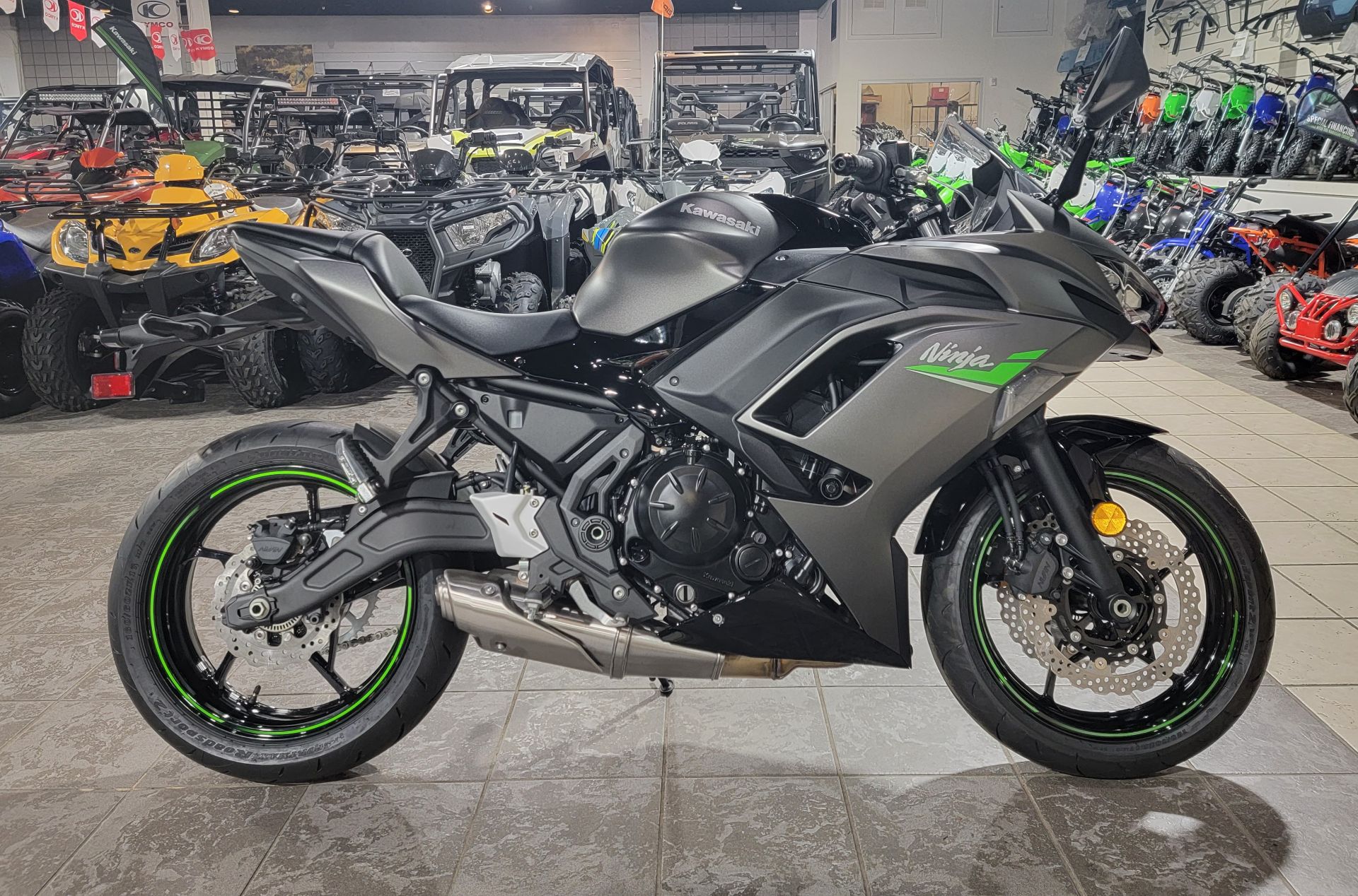 2024 Kawasaki Ninja 650 in Salinas, California - Photo 4