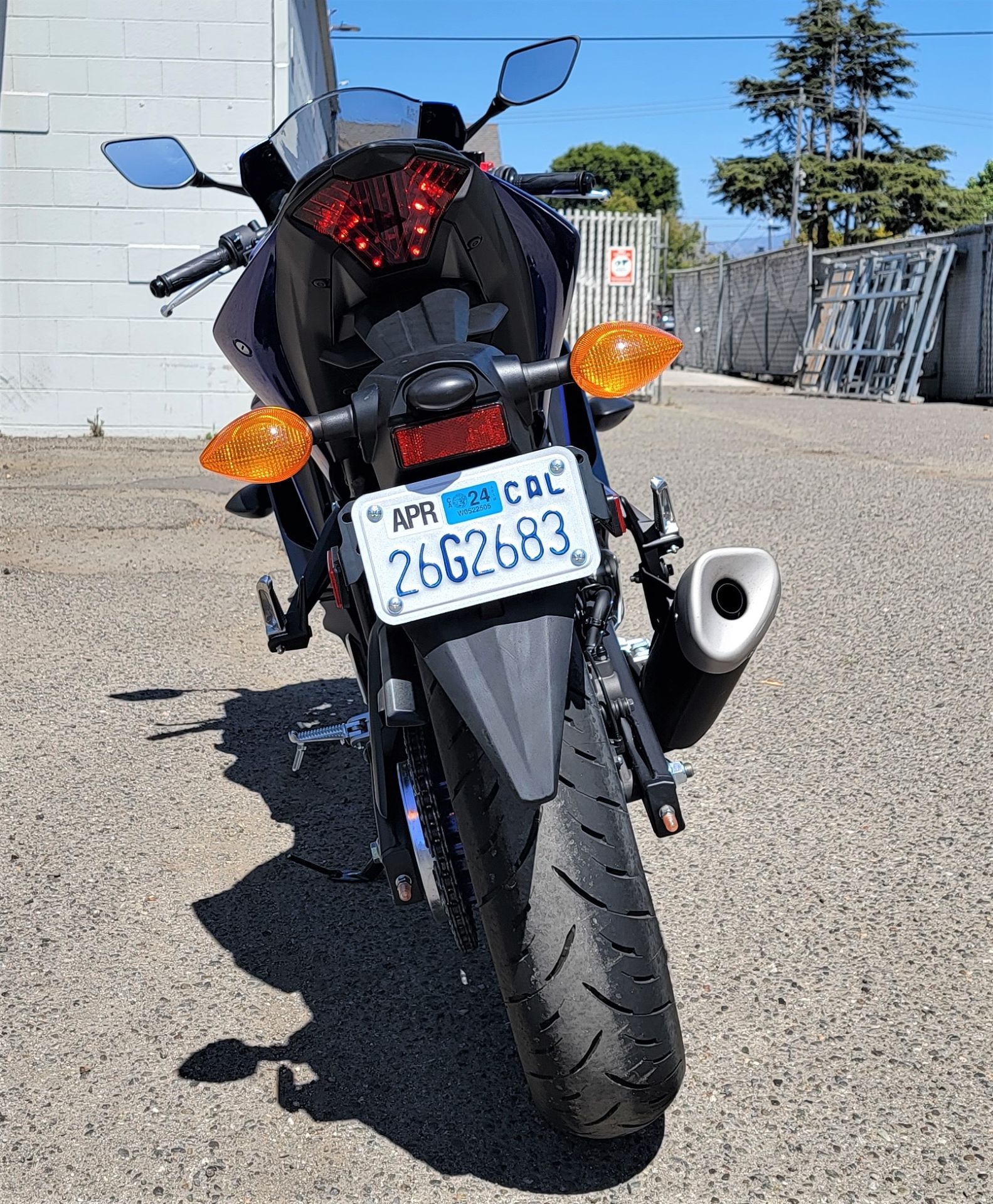2023 Yamaha YZF-R3 ABS in Salinas, California - Photo 8
