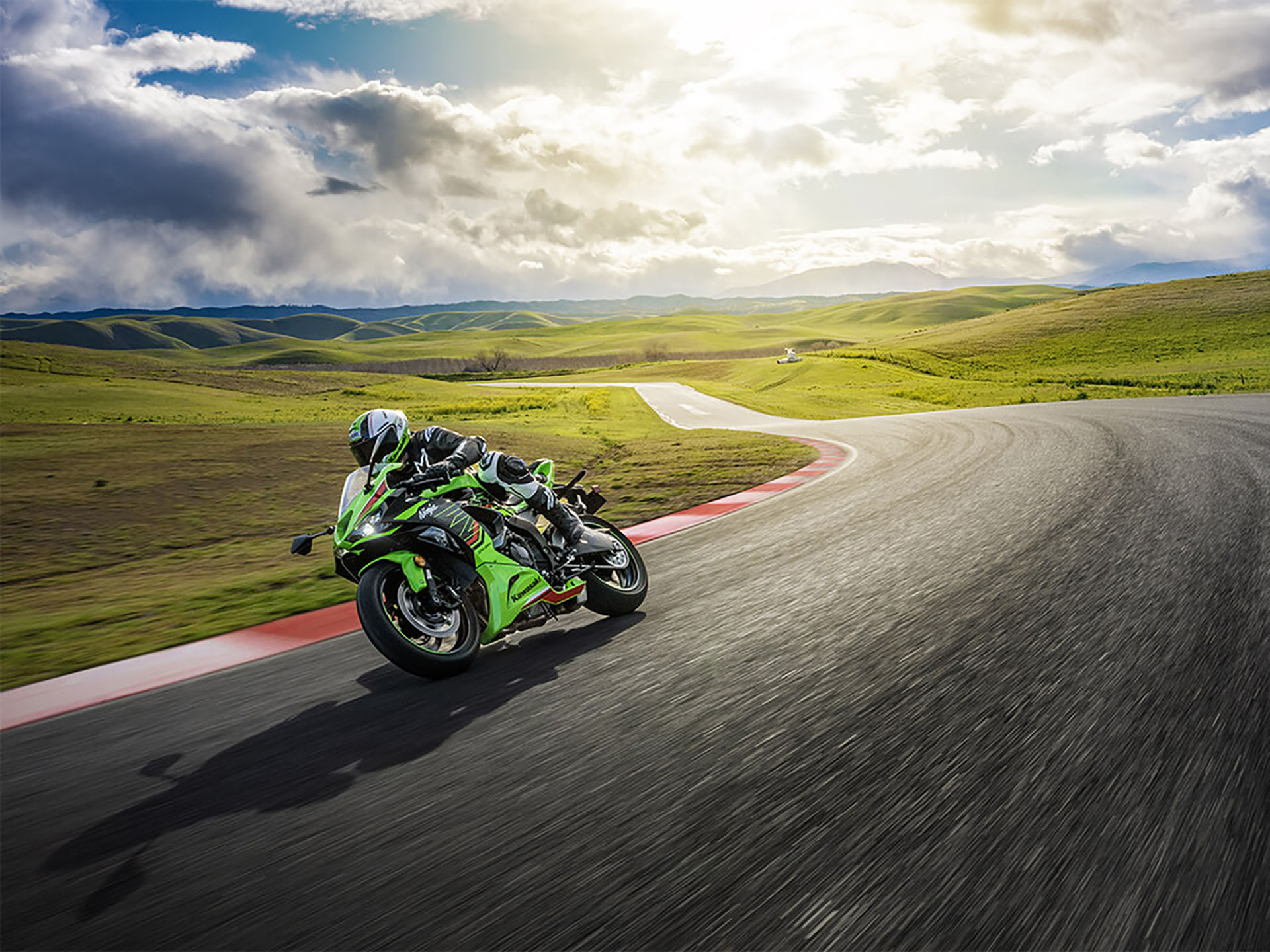 2024 Kawasaki Ninja ZX-6R KRT 40TH ANNIVERSARY EDITION ABS in Salinas, California - Photo 33