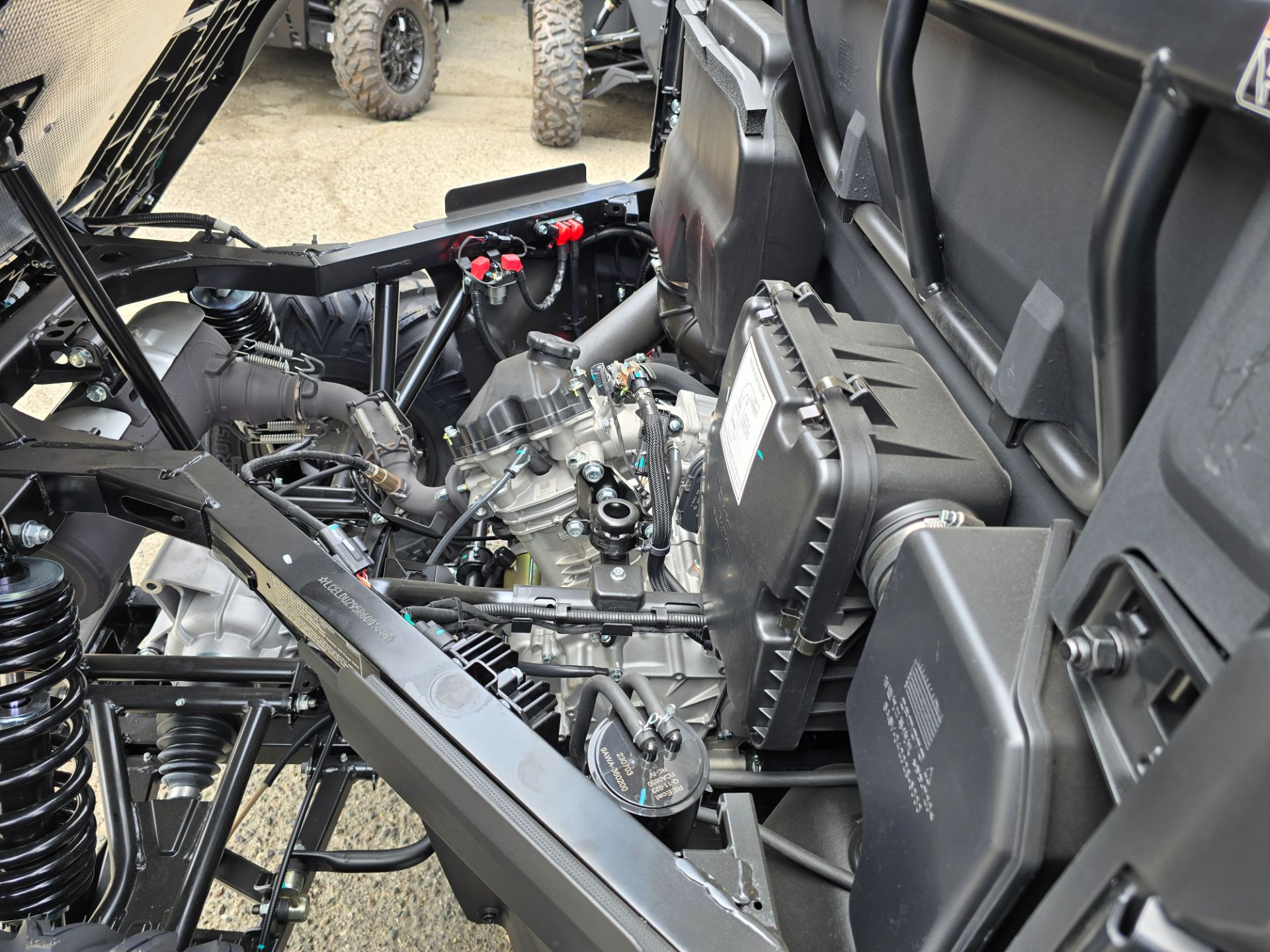 2024 CFMOTO UForce 600 4X4 EPS in Salinas, California - Photo 23