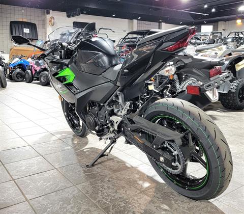 2023 Kawasaki Ninja 400 in Salinas, California - Photo 7